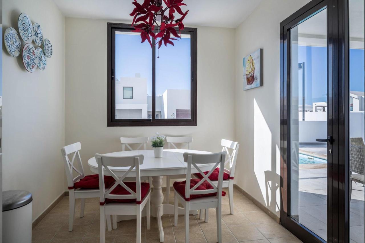 פלאיה בלנקה Casa Dubh Linn מראה חיצוני תמונה